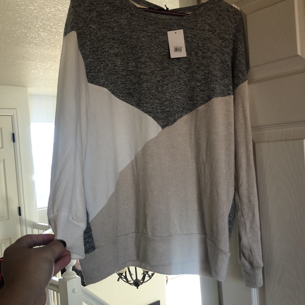 NWT 🏷 Asymmetrical Colorblock Sweater